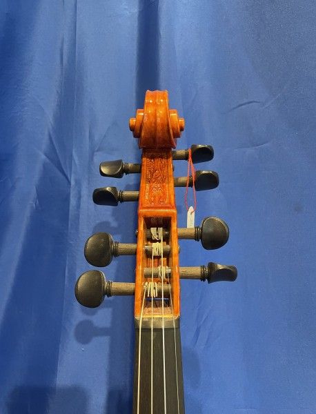 Chevillier et chevilles du violon d'amour Physalis